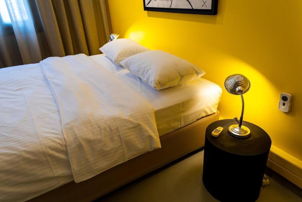 Artistic Spacious Studio Apartment Next To Metro Monastiraki Athén Kültér fotó